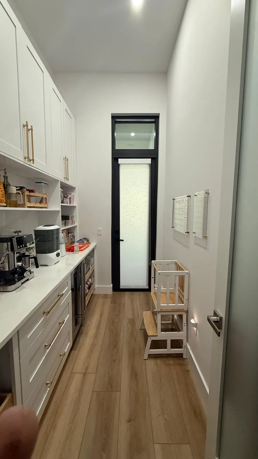 Countertops & Cabinets