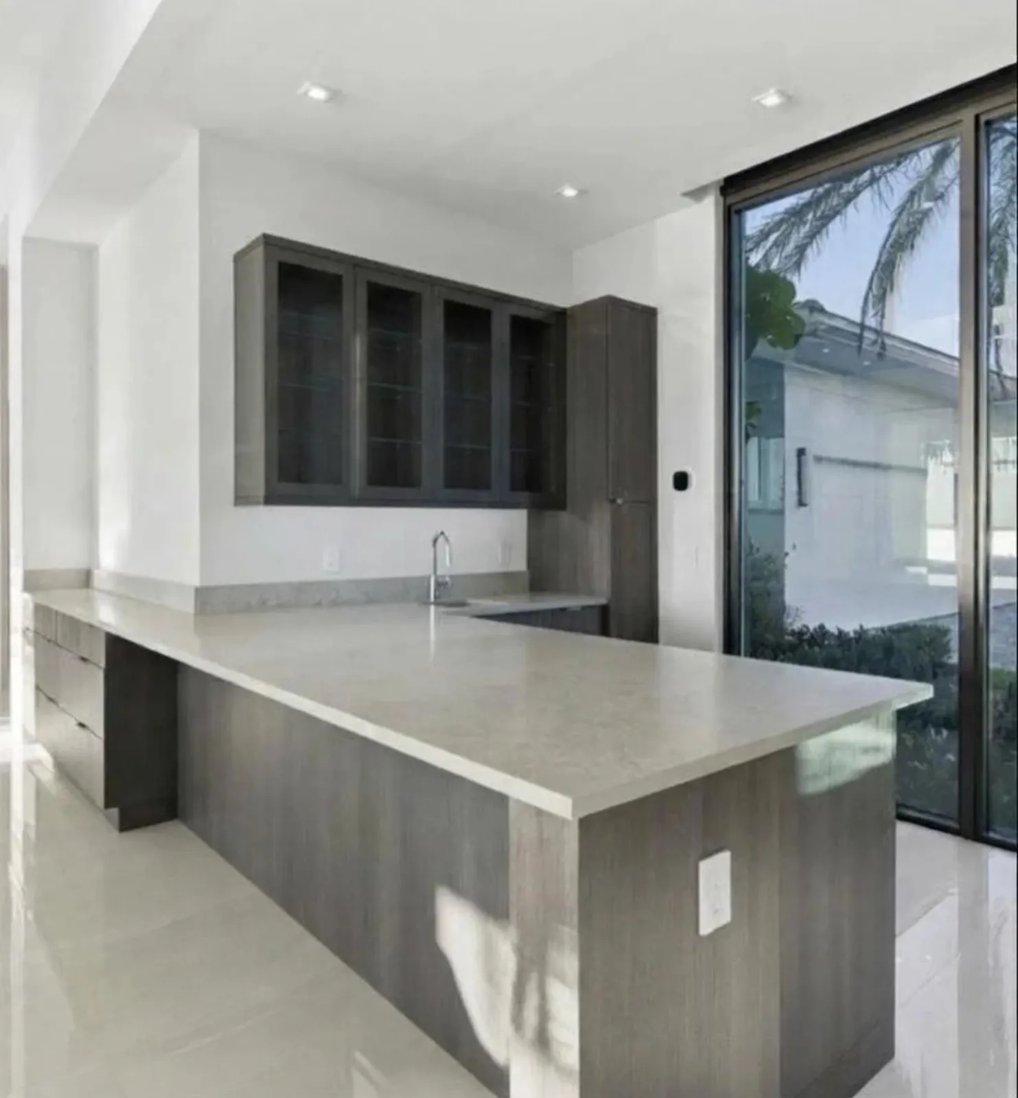 Countertops & Cabinets