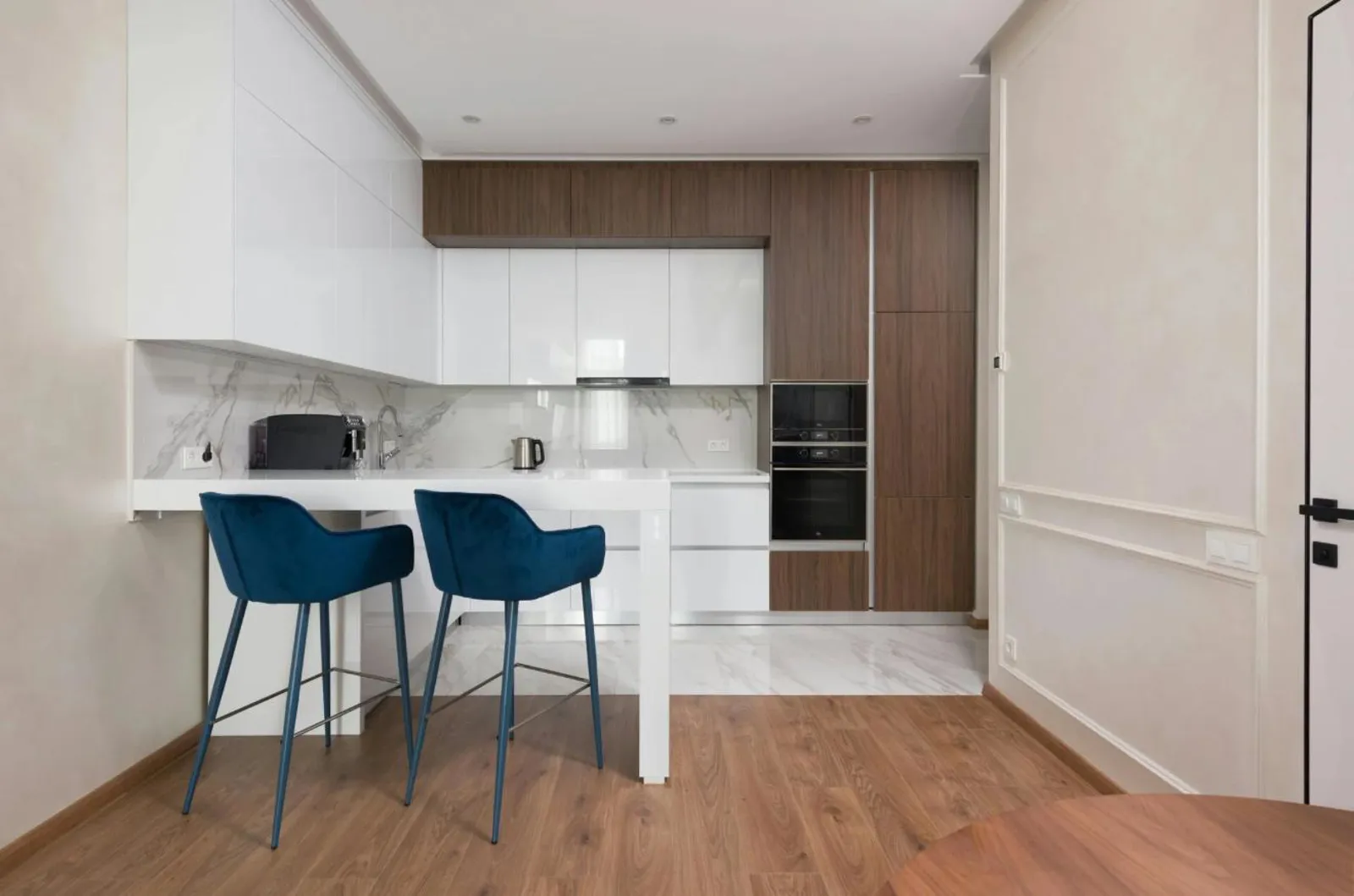 Countertops & Cabinets