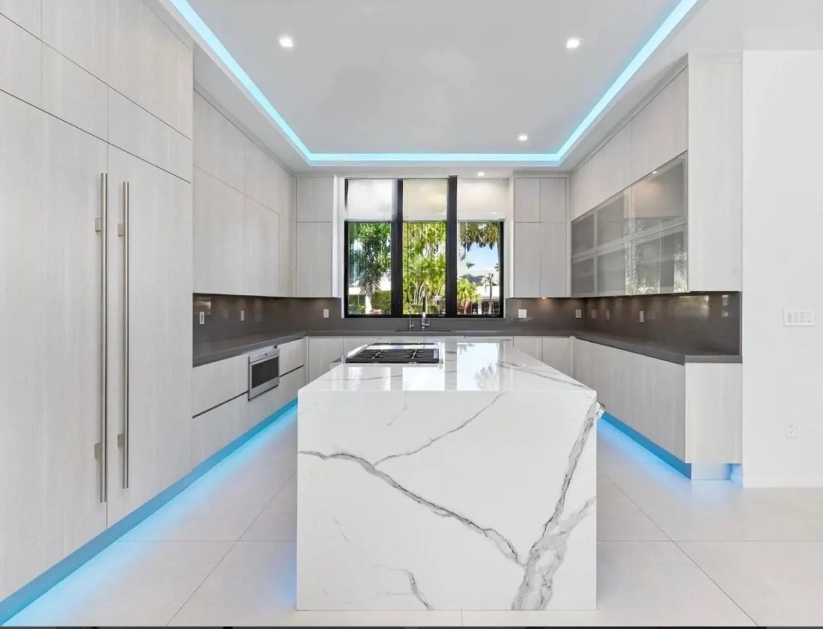 Countertops & Cabinets